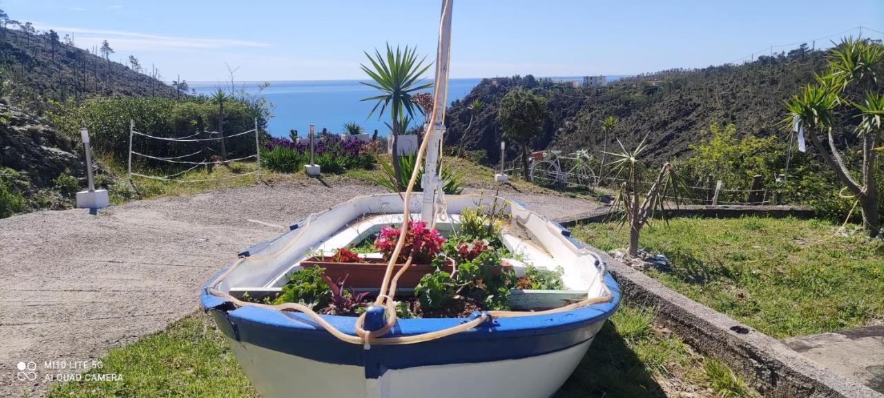 Agrifazenda Bed & Breakfast Cogoleto